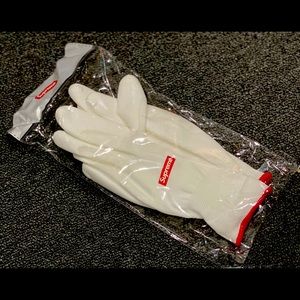 Supreme Gloves